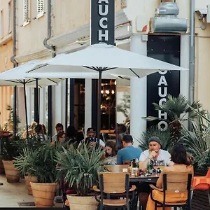 https://apartment-augusto-sea-view.pula-hotels.org