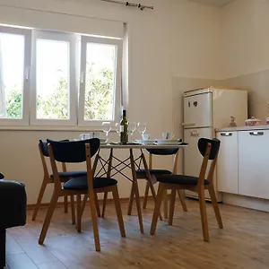 Apartment Nora Wine House, Split